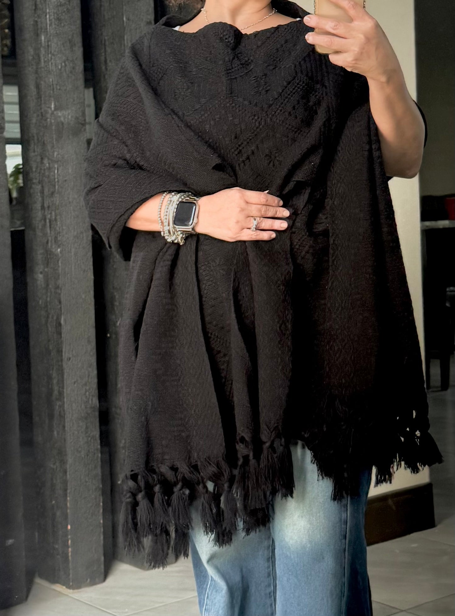 Mexican Woven Rebozo with Chest Panel – Artisan-Made Traditional Shawl – Unique Design (Copy)