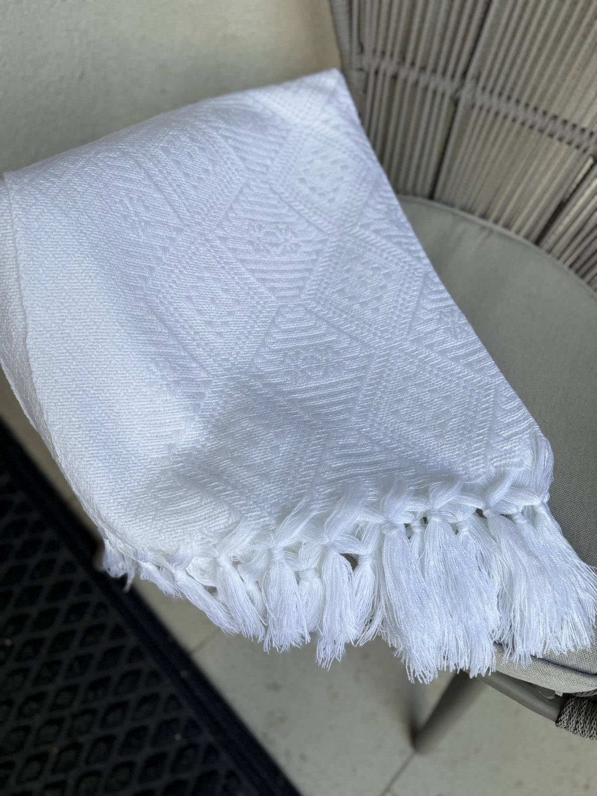Mexican Rebozo – White Shawl from Puebla | 80×28 in | CasaArtMex