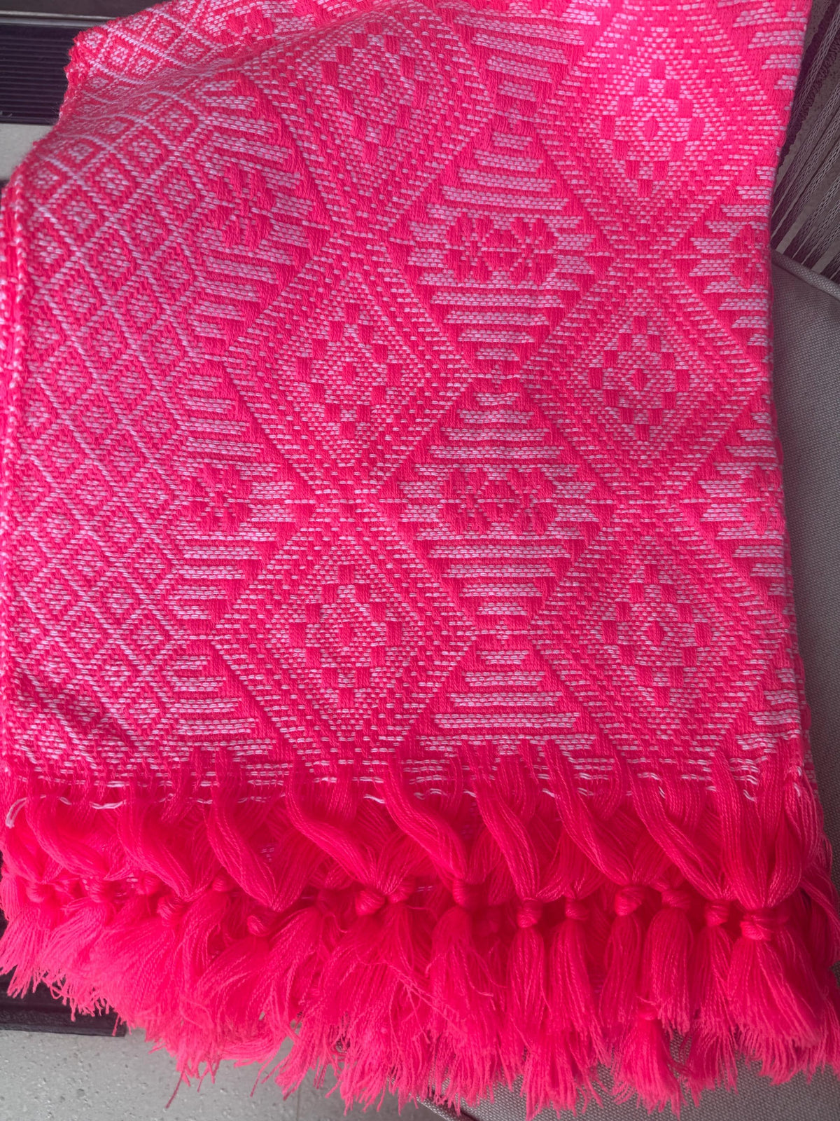 Mexican Rebozo – Hot Pink | White Shawl from Puebla | 80×28 in | CasaArtMex