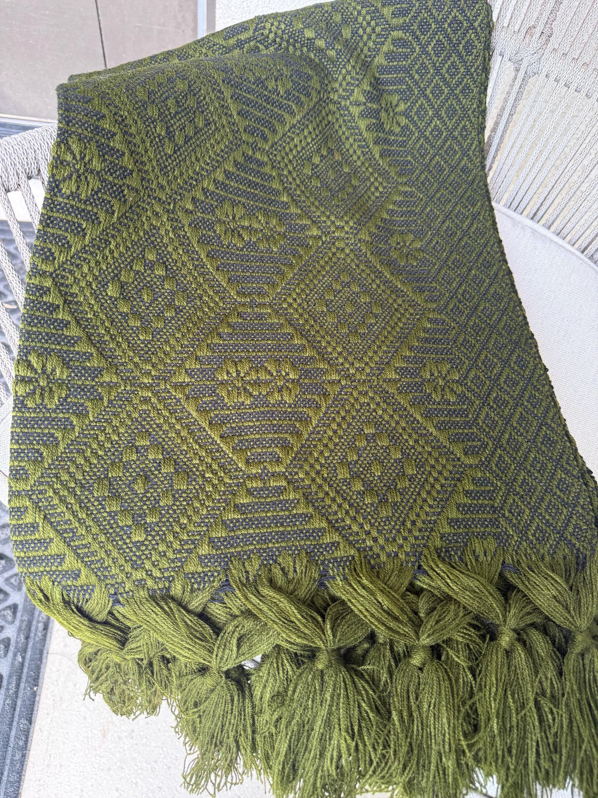 Mexican Rebozo – Army Green | Black Shawl from Puebla | 80×28 in | CasaArtMex